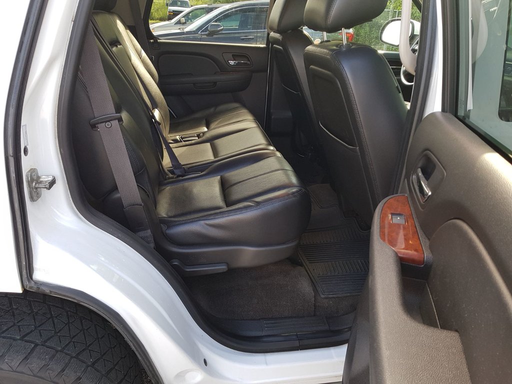 2013 Chevrolet Tahoe in Antigonish, Nova Scotia - 35 - w1024h768px