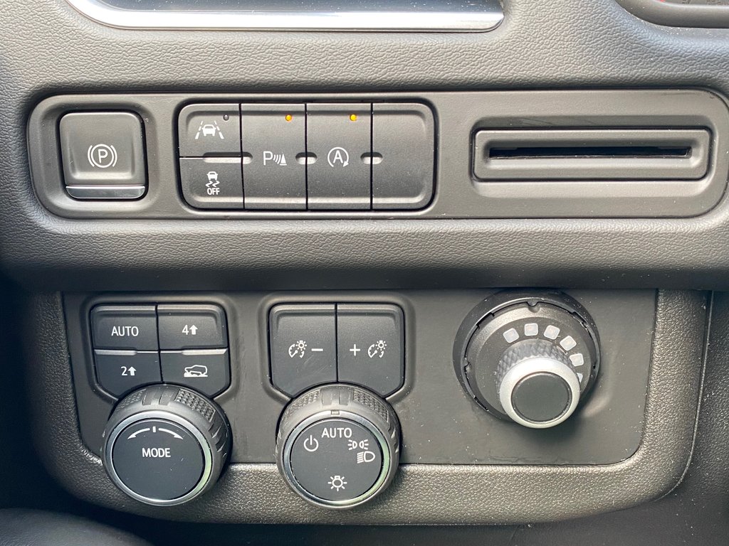 2023 Chevrolet Tahoe LT | Cam | USB | HtdSeats | Warranty to 2027 in Saint John, New Brunswick - 13 - w1024h768px