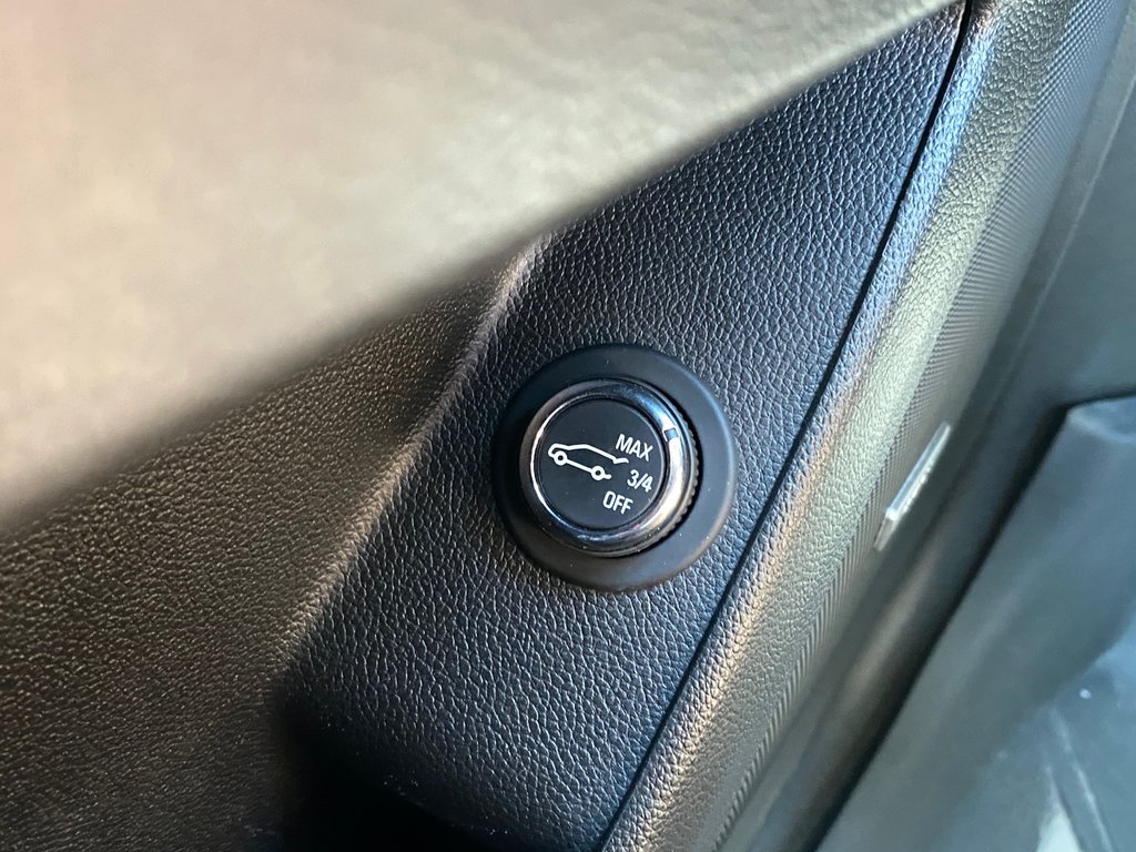 Chevrolet Traverse PREMIER | 7Pass | SunRoof | Cam | Warranty to 2028 2023 à Saint John, Nouveau-Brunswick - 17 - w1024h768px