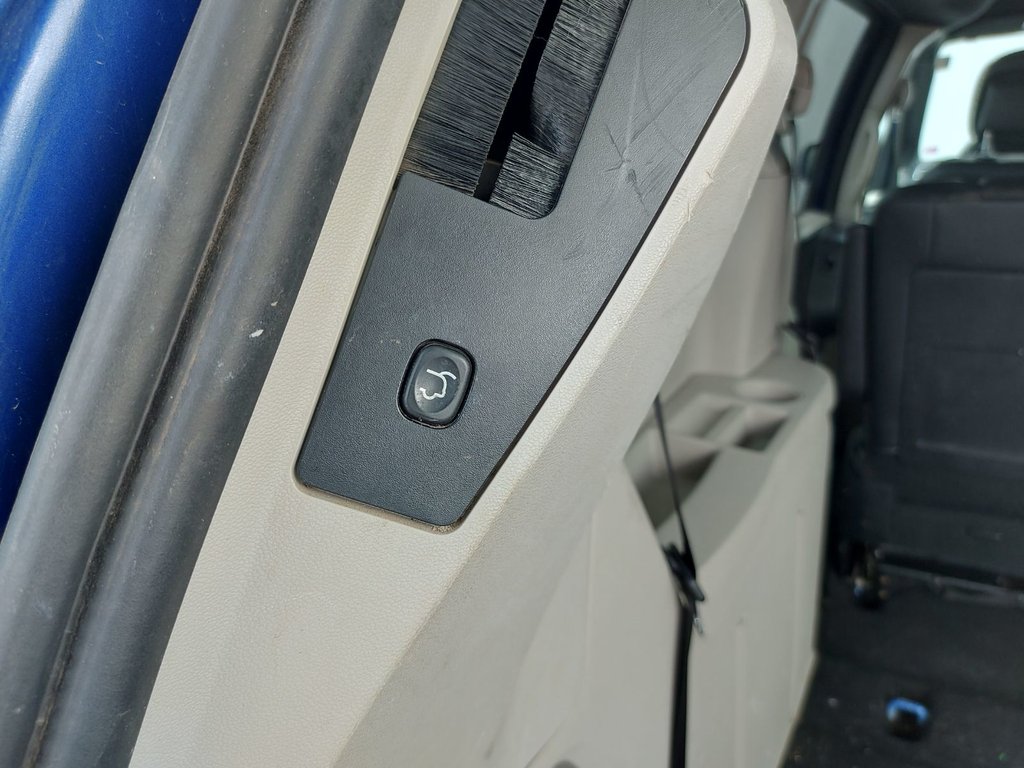 2018 Dodge Grand Caravan in Antigonish, Nova Scotia - 77 - w1024h768px