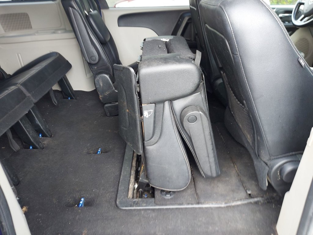 2018 Dodge Grand Caravan in Antigonish, Nova Scotia - 48 - w1024h768px