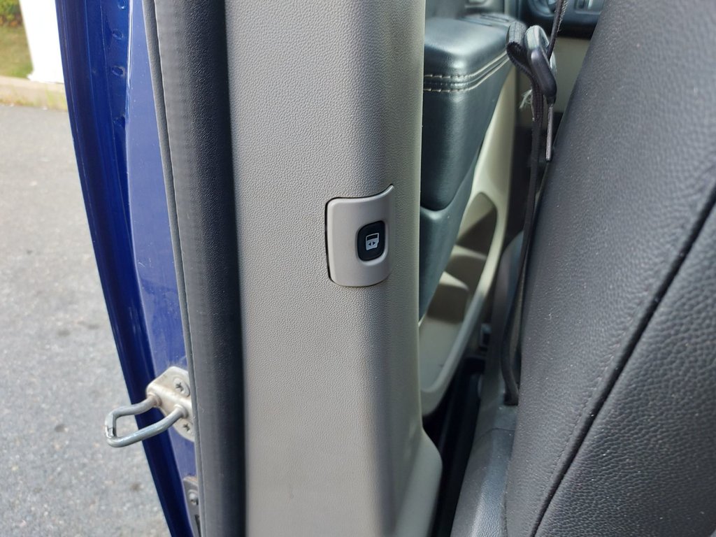 2018 Dodge Grand Caravan in Antigonish, Nova Scotia - 40 - w1024h768px