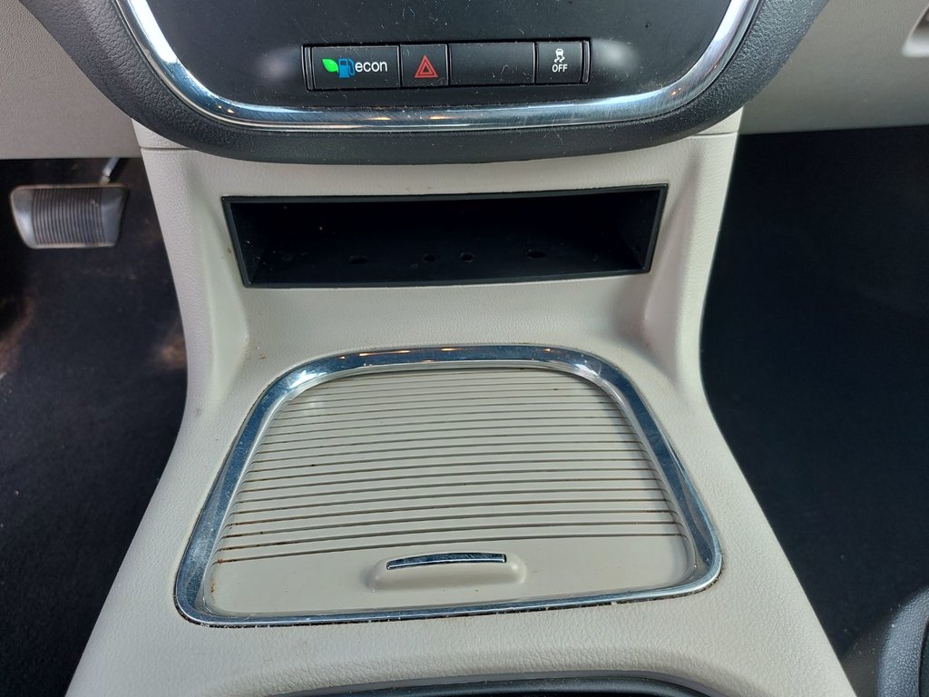 2018 Dodge Grand Caravan in Antigonish, Nova Scotia - 21 - w1024h768px