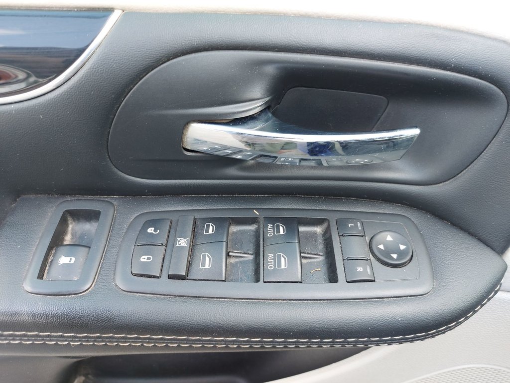 2018 Dodge Grand Caravan in Antigonish, Nova Scotia - 35 - w1024h768px