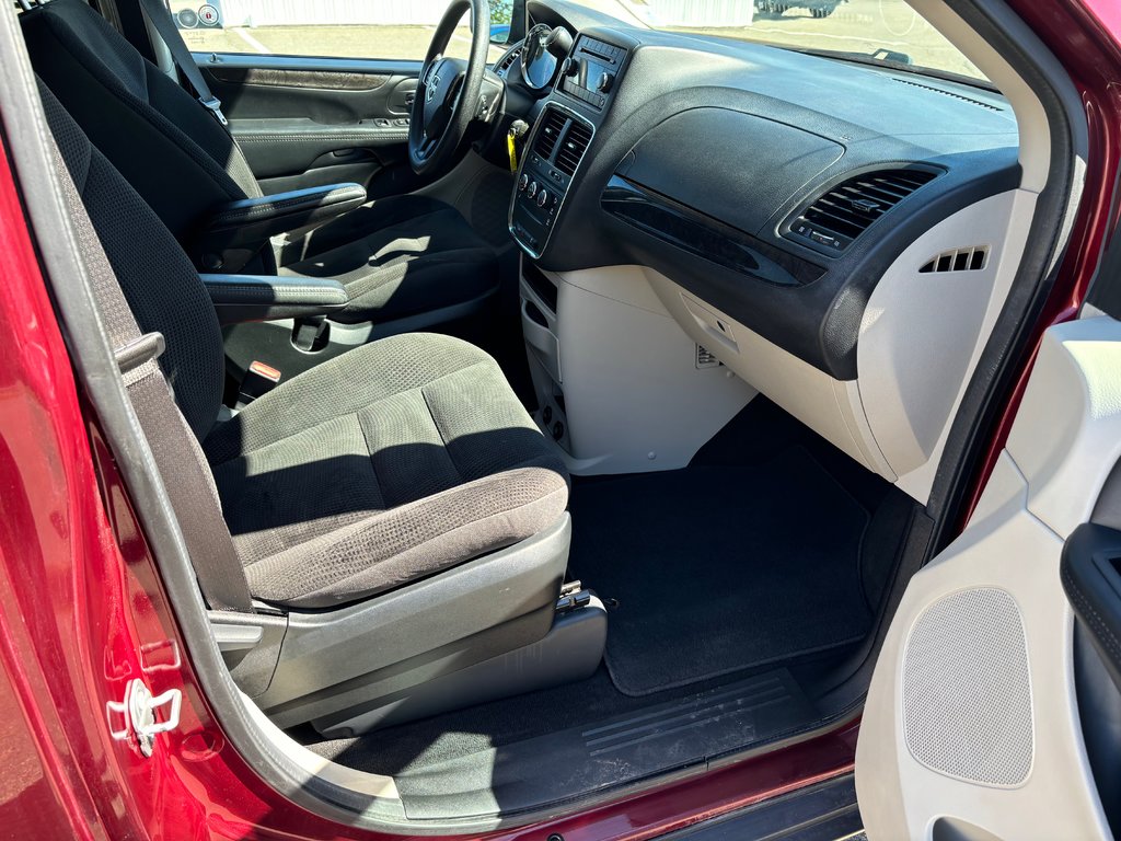 2019 Dodge Grand Caravan in Antigonish, Nova Scotia - 15 - w1024h768px