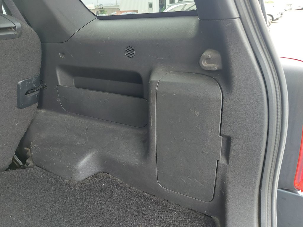 2009 Ford Escape in Antigonish, Nova Scotia - 61 - w1024h768px
