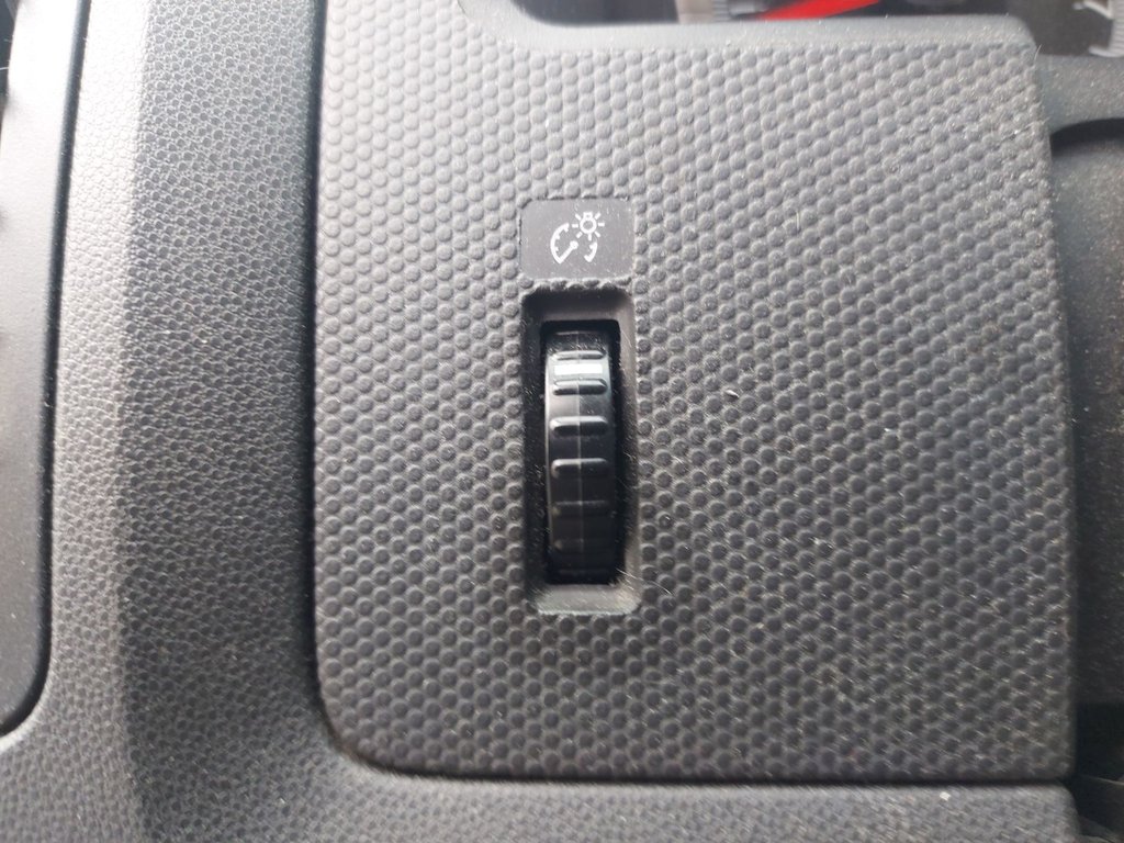 2009 Ford Escape in Antigonish, Nova Scotia - 15 - w1024h768px
