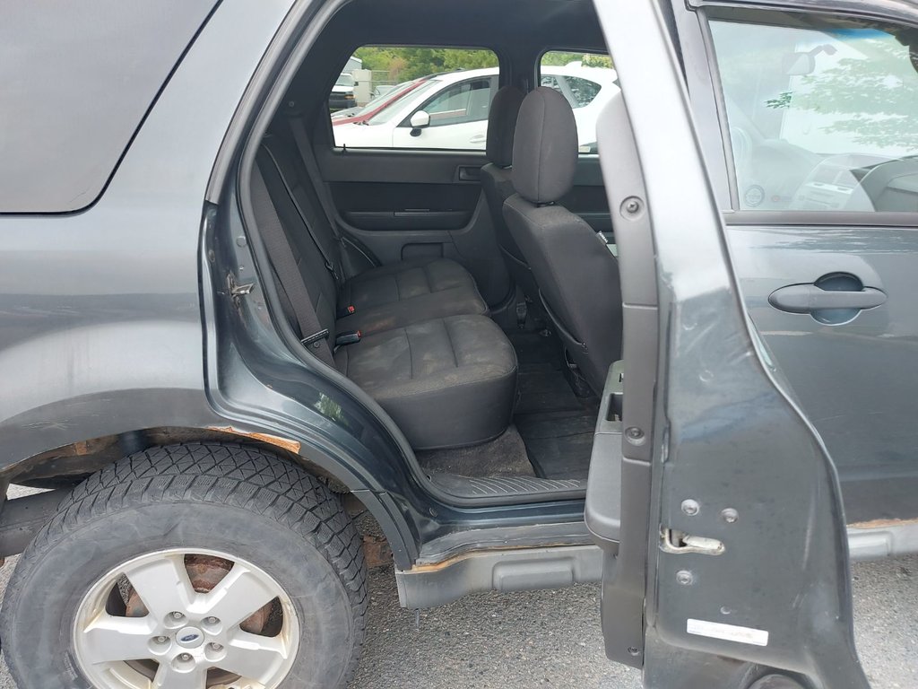 2009 Ford Escape in Antigonish, Nova Scotia - 40 - w1024h768px