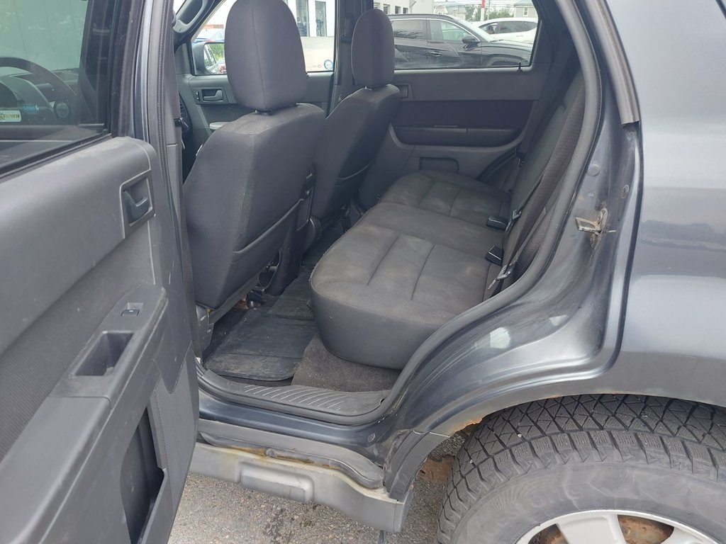 2009 Ford Escape in Antigonish, Nova Scotia - 35 - w1024h768px