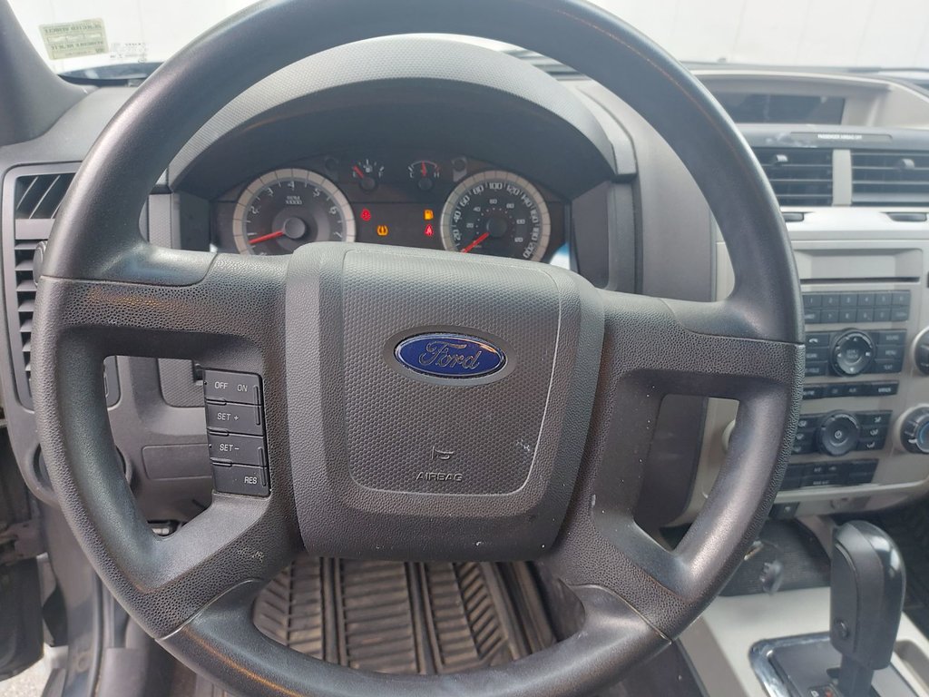 2009 Ford Escape in Antigonish, Nova Scotia - 12 - w1024h768px