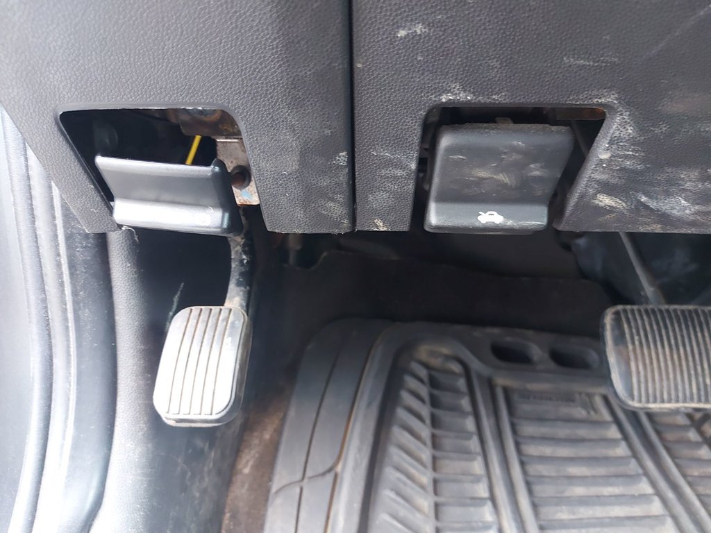 2009 Ford Escape in Antigonish, Nova Scotia - 16 - w1024h768px