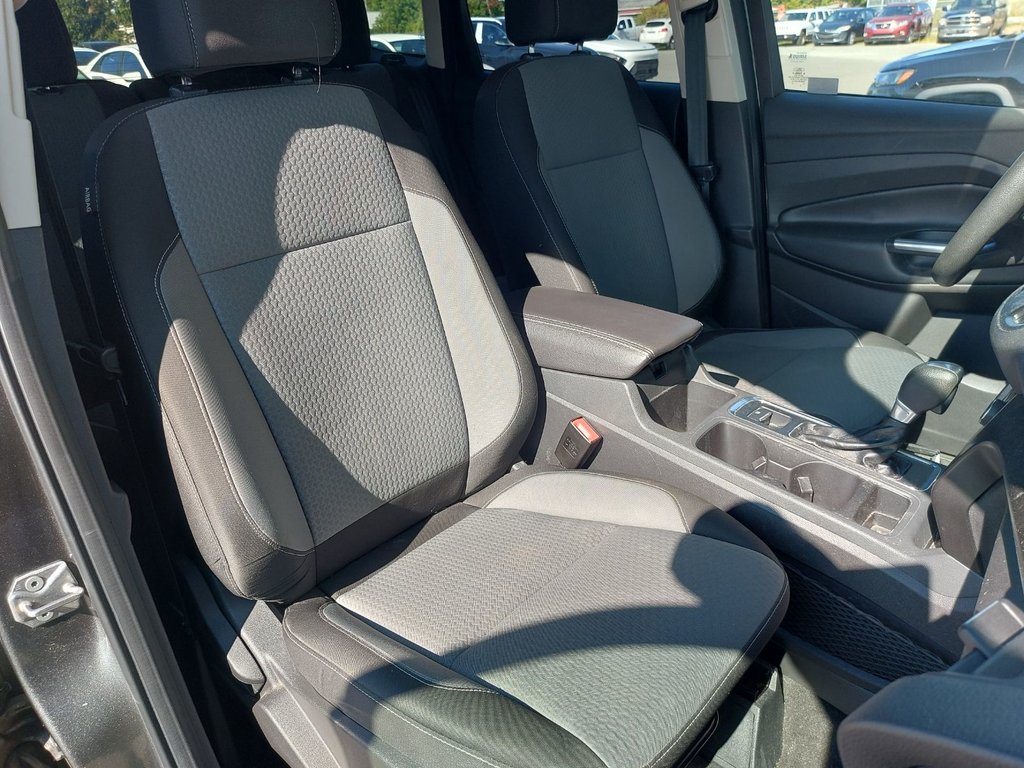 2017 Ford Escape in Antigonish, Nova Scotia - 50 - w1024h768px