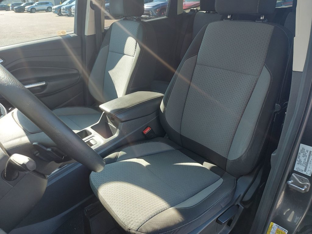 2017 Ford Escape in Antigonish, Nova Scotia - 30 - w1024h768px
