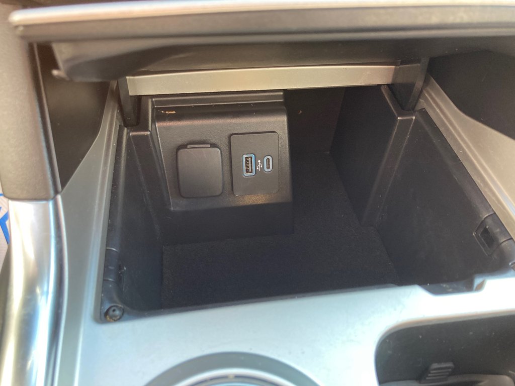 2021 Ford Explorer in Antigonish, Nova Scotia - 26 - w1024h768px