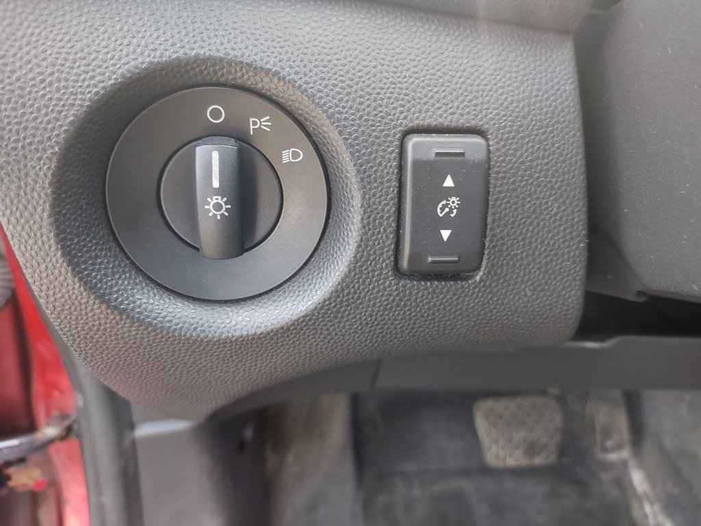2012 Ford FIESTA SE SE | Bluetooth | USB | XM Radio | CD | Aux in Saint John, New Brunswick - 16 - w1024h768px