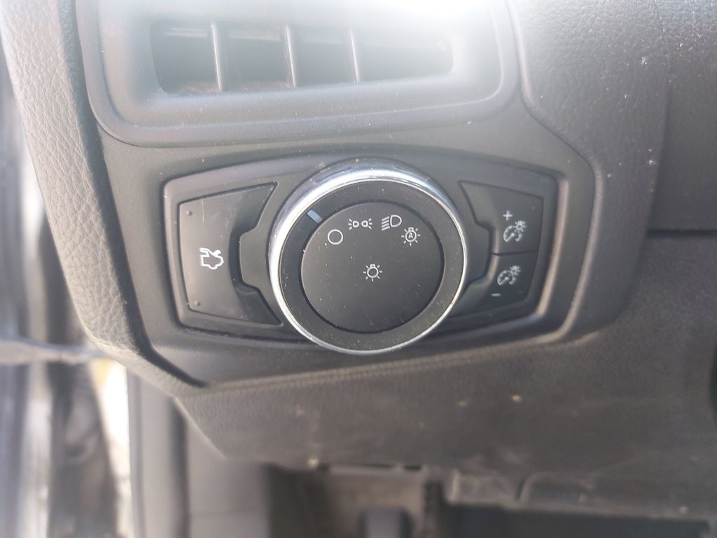 2014 Ford FOCUS SE C SE | Cruise | Aux | Tilt | AutoHeadlights in Saint John, New Brunswick - 15 - w1024h768px