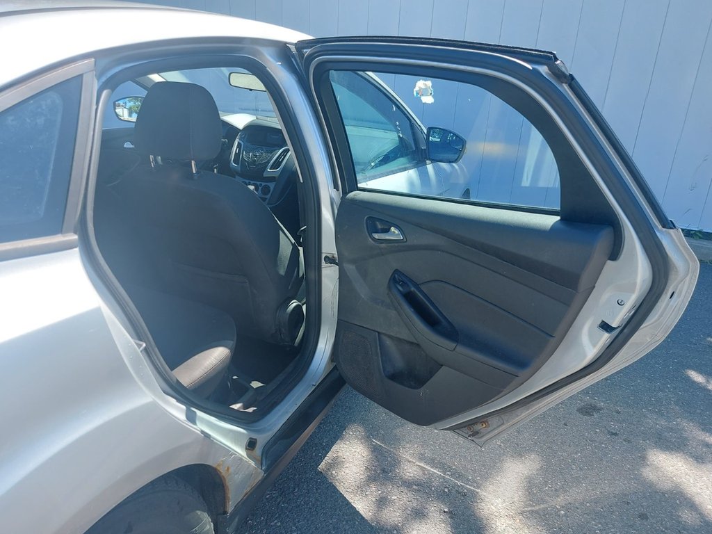 2014 Ford FOCUS SE C SE | Cruise | Aux | Tilt | AutoHeadlights in Saint John, New Brunswick - 41 - w1024h768px