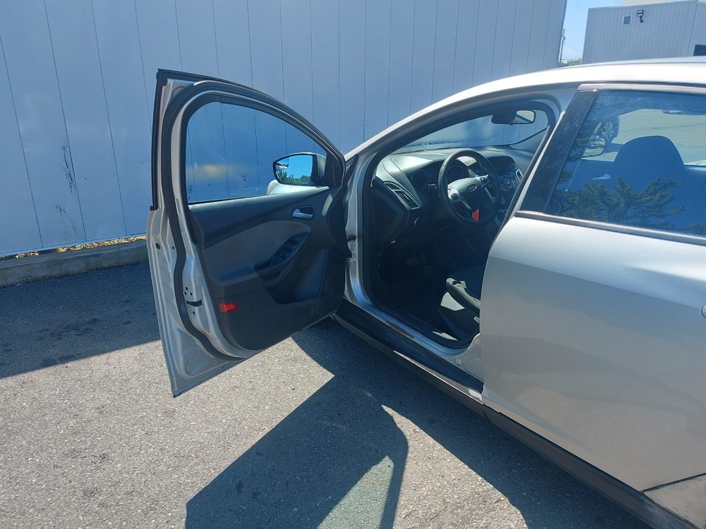 2014 Ford FOCUS SE C SE | Cruise | Aux | Tilt | AutoHeadlights in Saint John, New Brunswick - 27 - w1024h768px