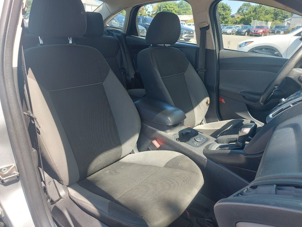 2014 Ford FOCUS SE C SE | Cruise | Aux | Tilt | AutoHeadlights in Saint John, New Brunswick - 50 - w1024h768px