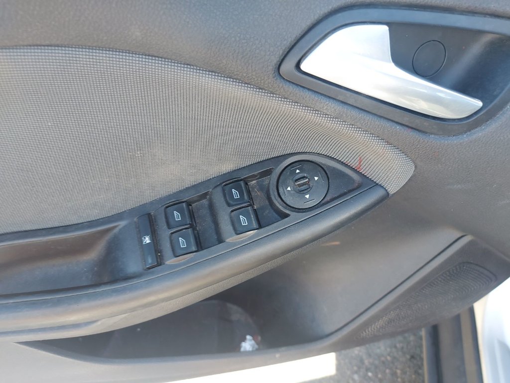 2014 Ford FOCUS SE C SE | Cruise | Aux | Tilt | AutoHeadlights in Saint John, New Brunswick - 30 - w1024h768px