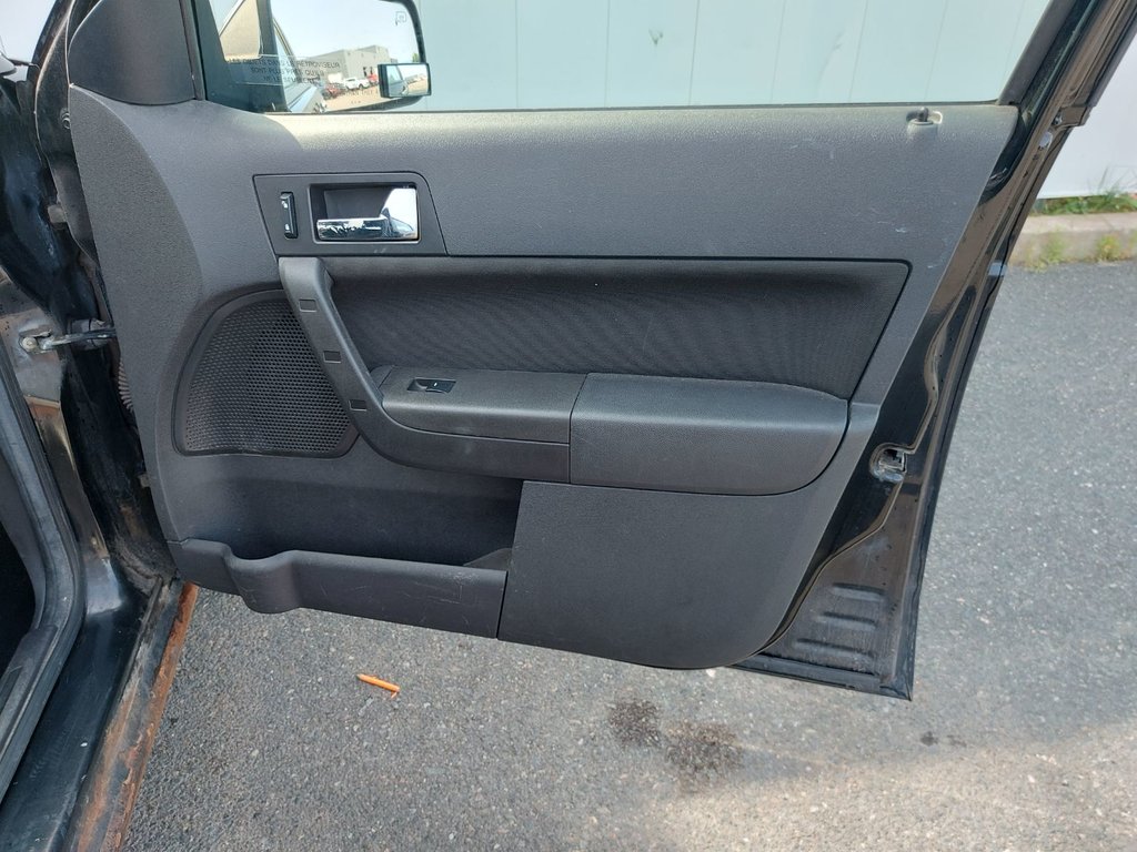 2009 Ford Focus SE | XM Radio | Alloys | Pwr Windows in Saint John, New Brunswick - 52 - w1024h768px