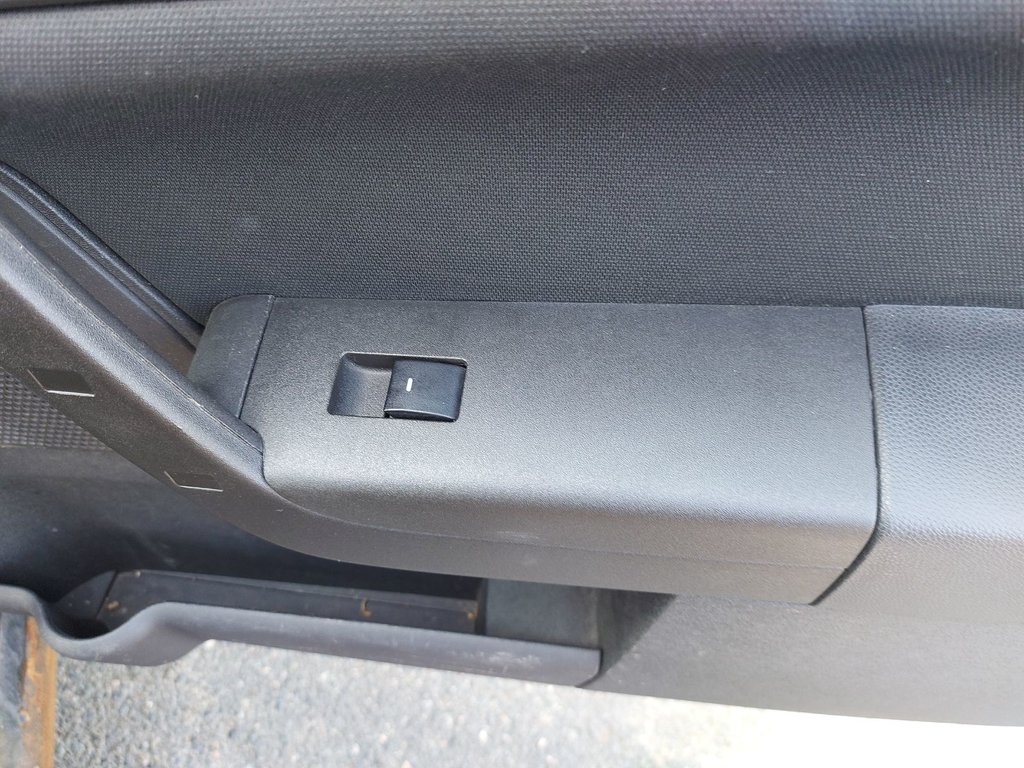 2009 Ford Focus SE | XM Radio | Alloys | Pwr Windows in Saint John, New Brunswick - 50 - w1024h768px