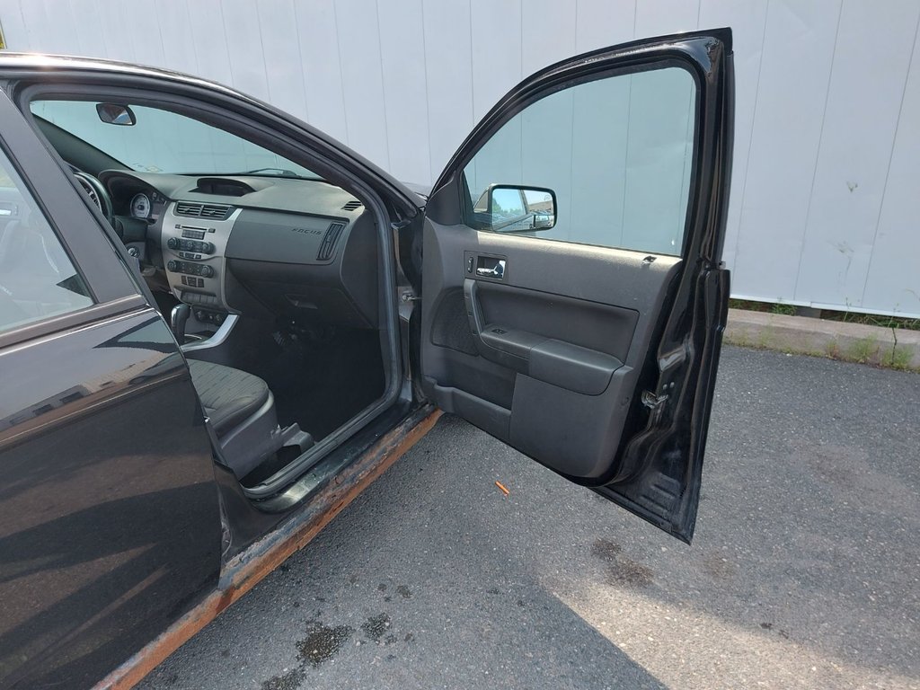2009 Ford Focus SE | XM Radio | Alloys | Pwr Windows in Saint John, New Brunswick - 46 - w1024h768px