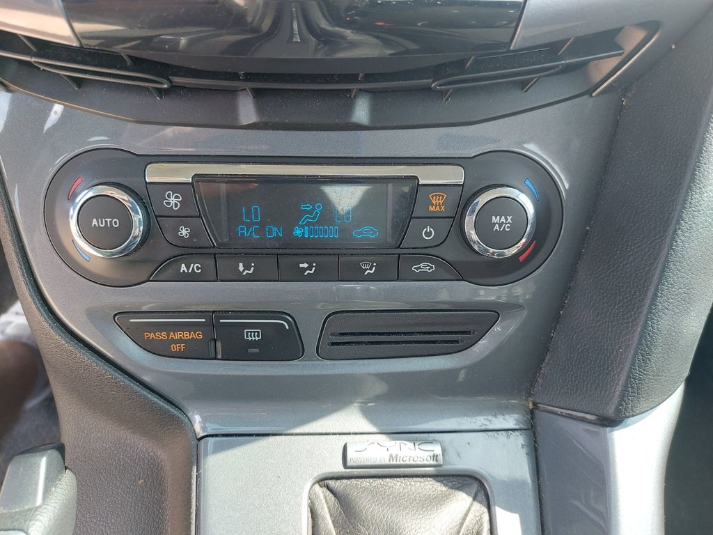 2012 Ford Focus Titanium | HtdSeats | Keyless | USB | XM Radio in Saint John, New Brunswick - 22 - w1024h768px
