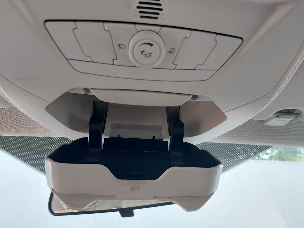 2012 Ford Focus Titanium | HtdSeats | Keyless | USB | XM Radio in Saint John, New Brunswick - 27 - w1024h768px