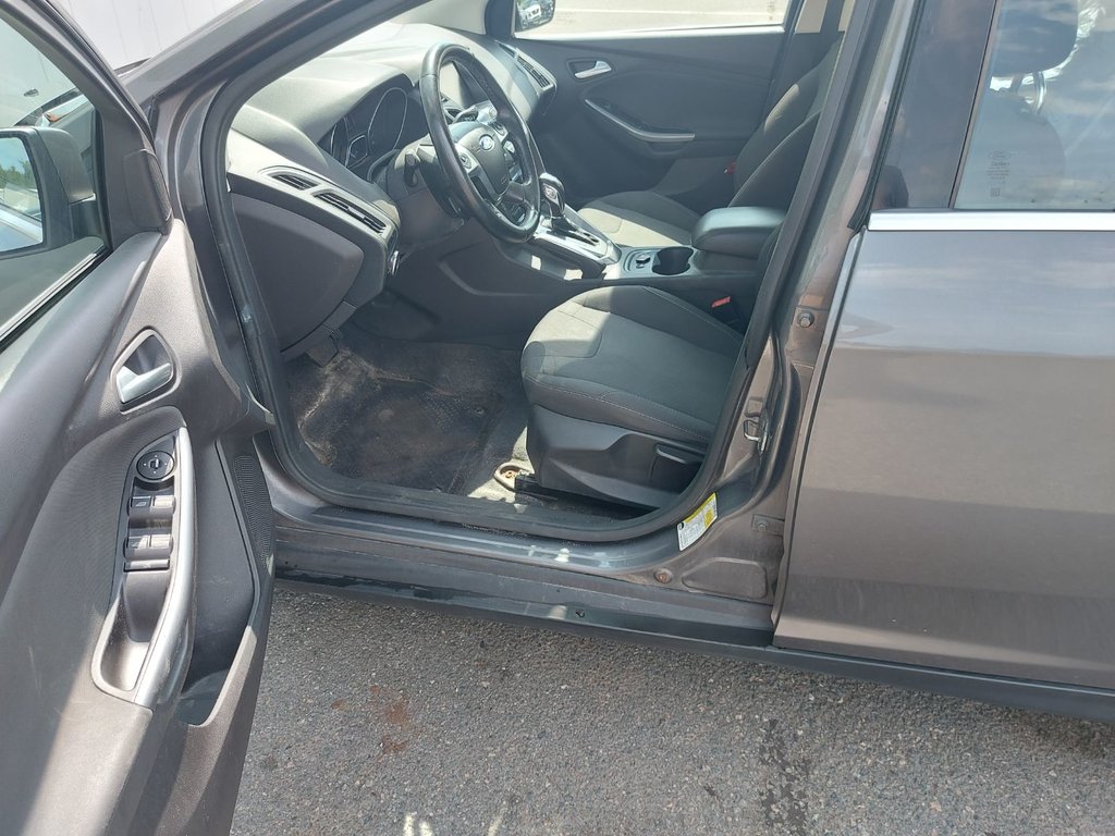 2012 Ford Focus Titanium | HtdSeats | Keyless | USB | XM Radio in Saint John, New Brunswick - 31 - w1024h768px