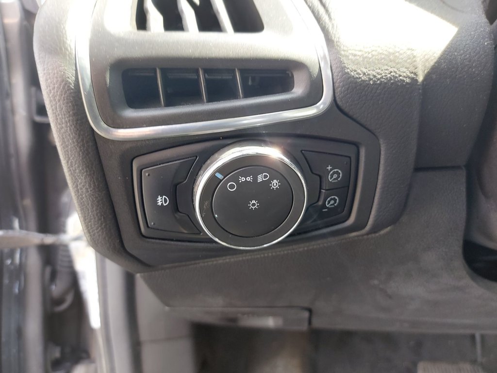2012 Ford Focus Titanium | HtdSeats | Keyless | USB | XM Radio in Saint John, New Brunswick - 16 - w1024h768px