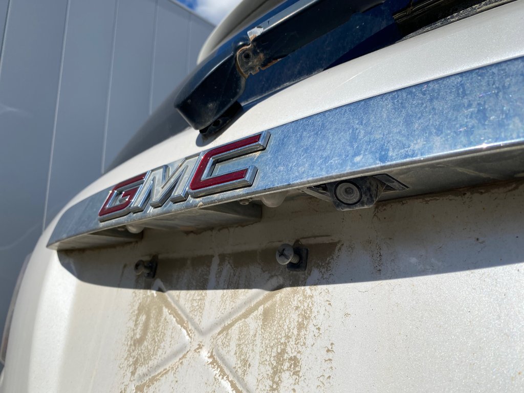 2016 GMC Acadia in Antigonish, Nova Scotia - 39 - w1024h768px