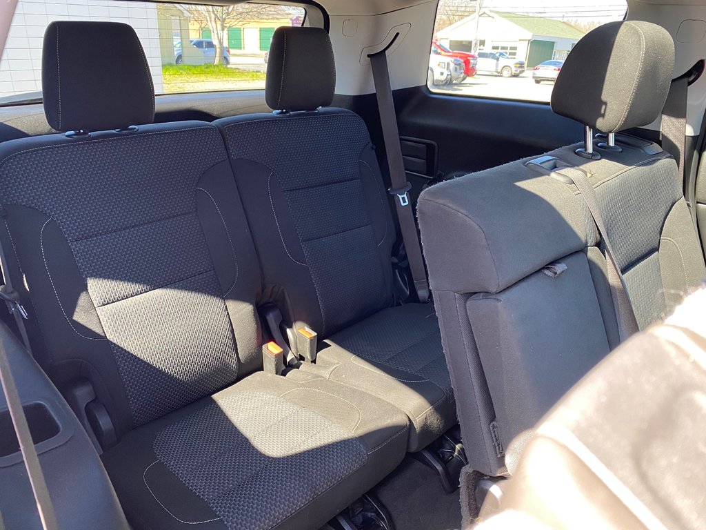 2020 GMC Acadia in Antigonish, Nova Scotia - 38 - w1024h768px