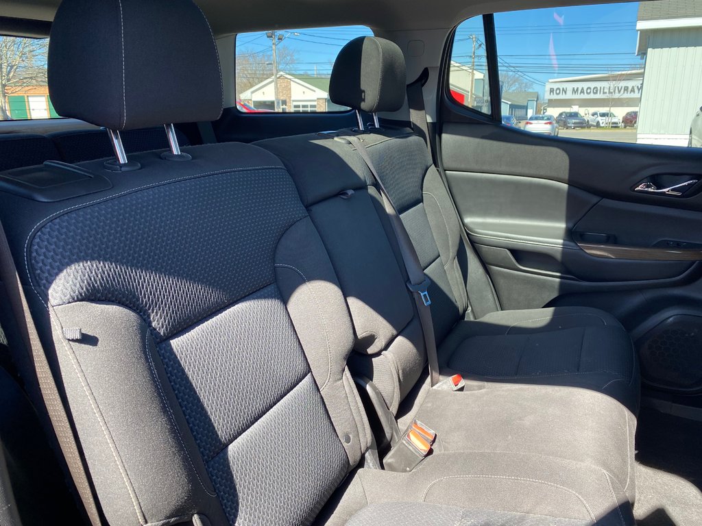 2020 GMC Acadia in Antigonish, Nova Scotia - 35 - w1024h768px