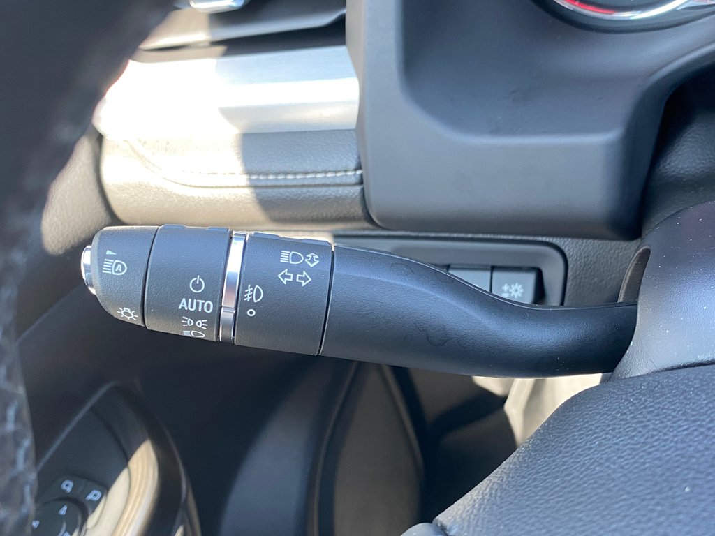 2023 GMC Acadia SLT | SunRoof | Cam | HtdWheel | Warranty to 2027 in Saint John, New Brunswick - 19 - w1024h768px