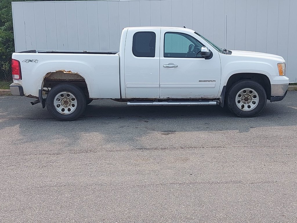 2011 GMC Sierra 1500 SLE | Ext Cab | 4X4 | Cruise | XM Radio | Tilt in Saint John, New Brunswick - 2 - w1024h768px