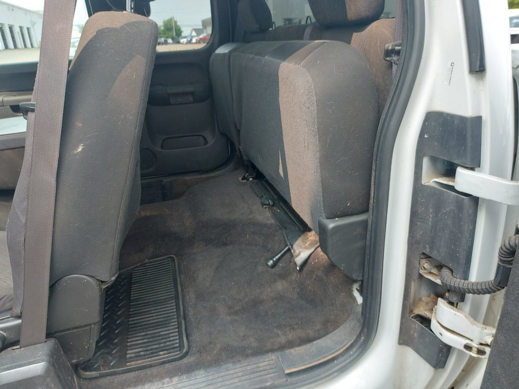 2011 GMC Sierra 1500 SLE | Ext Cab | 4X4 | Cruise | XM Radio | Tilt in Saint John, New Brunswick - 41 - w1024h768px