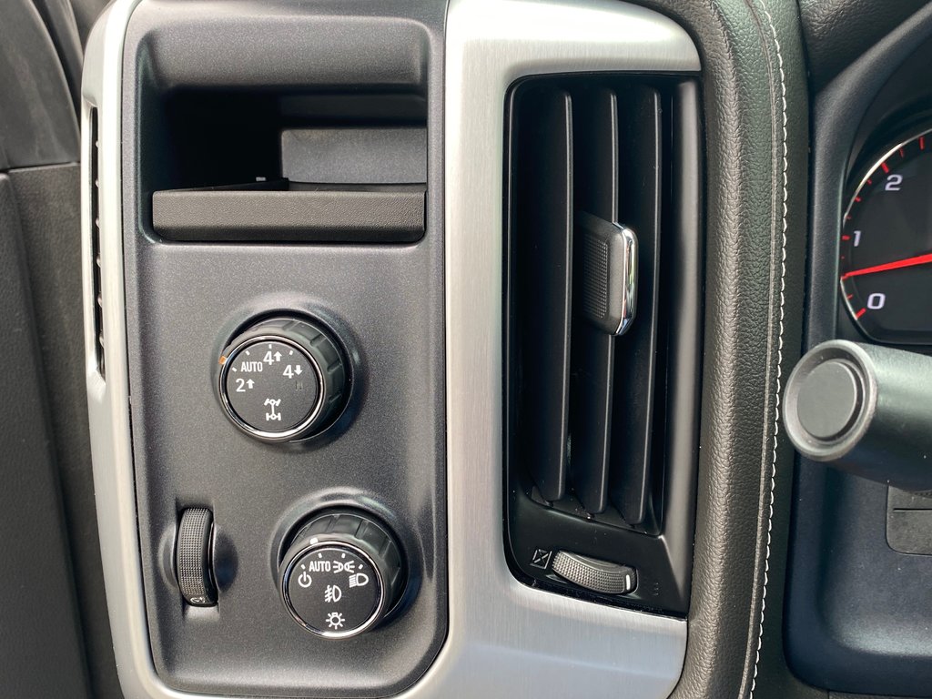 2015 GMC Sierra 1500 SLE | Cam | Keyless | Cruise | Pickup Box in Saint John, New Brunswick - 16 - w1024h768px