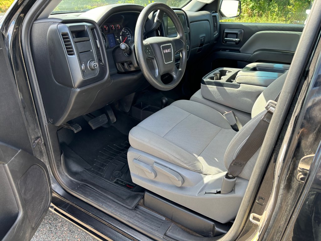 2018  Sierra 1500 Elevation | Cam | USB | 20s | Bluetooth | Keyless in Saint John, New Brunswick - 10 - w1024h768px