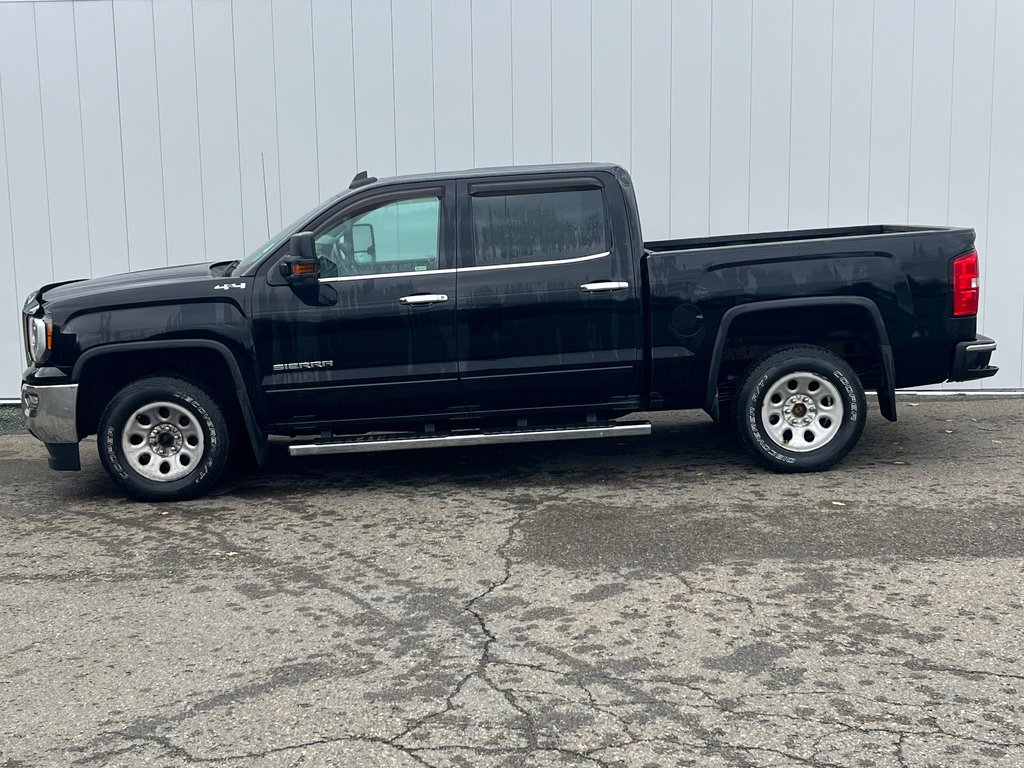 2018  Sierra 1500 SLE | Cam | USB | HtdSeats | Bluetooth | Keyless in Saint John, New Brunswick - 4 - w1024h768px