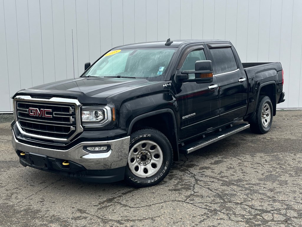 2018  Sierra 1500 SLE | Cam | USB | HtdSeats | Bluetooth | Keyless in Saint John, New Brunswick - 3 - w1024h768px