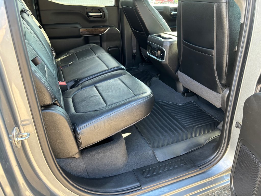 2019  Sierra 1500 Elevation | Cam | USB | XM | HtdSeats | OffRoadPkg in Saint John, New Brunswick - 13 - w1024h768px