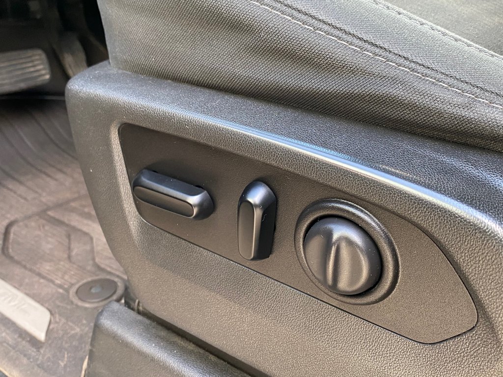 2020 GMC Sierra 1500 ELEVATION | Cam | USB | HtdSeat | Cruise | Keyless in Saint John, New Brunswick - 11 - w1024h768px