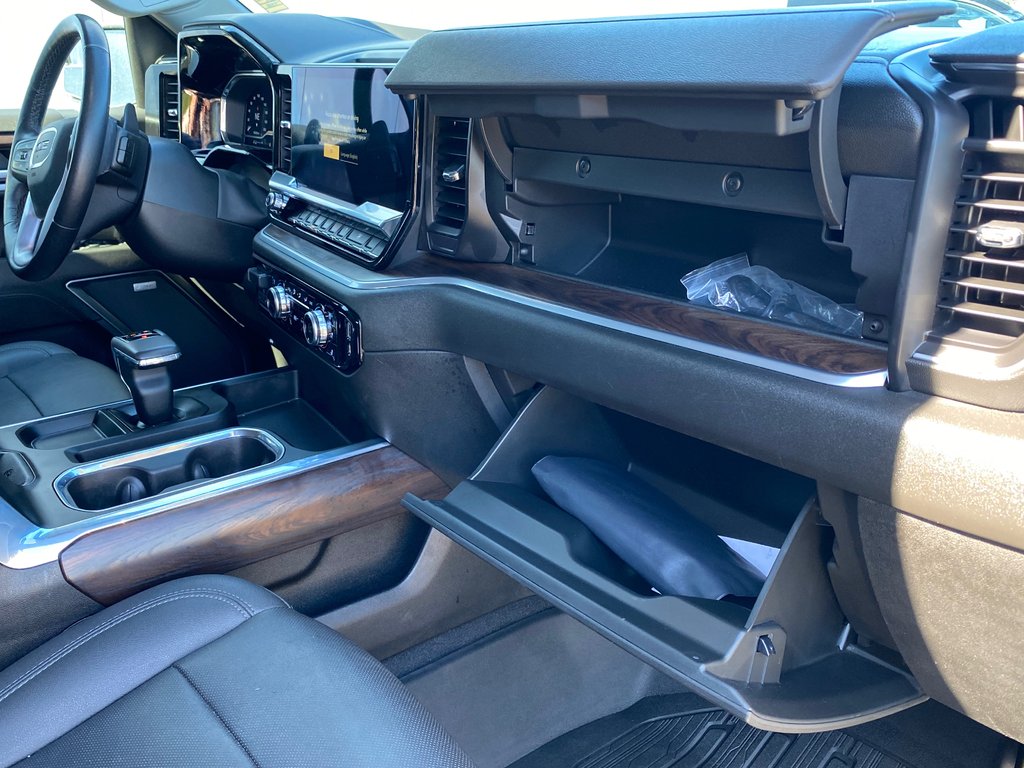 2022 GMC Sierra 1500 SLT | HDCam | USB | HtdWheel | Warranty to 2027 in Saint John, New Brunswick - 33 - w1024h768px