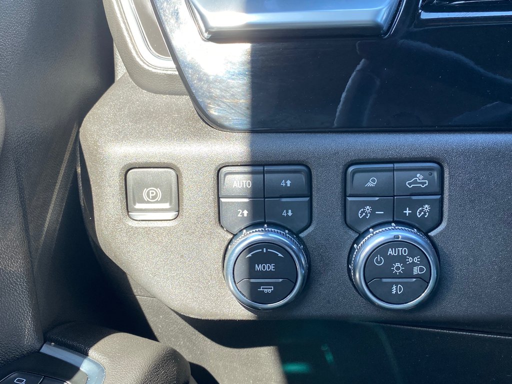 2022 GMC Sierra 1500 SLT | HDCam | USB | HtdWheel | Warranty to 2027 in Saint John, New Brunswick - 17 - w1024h768px