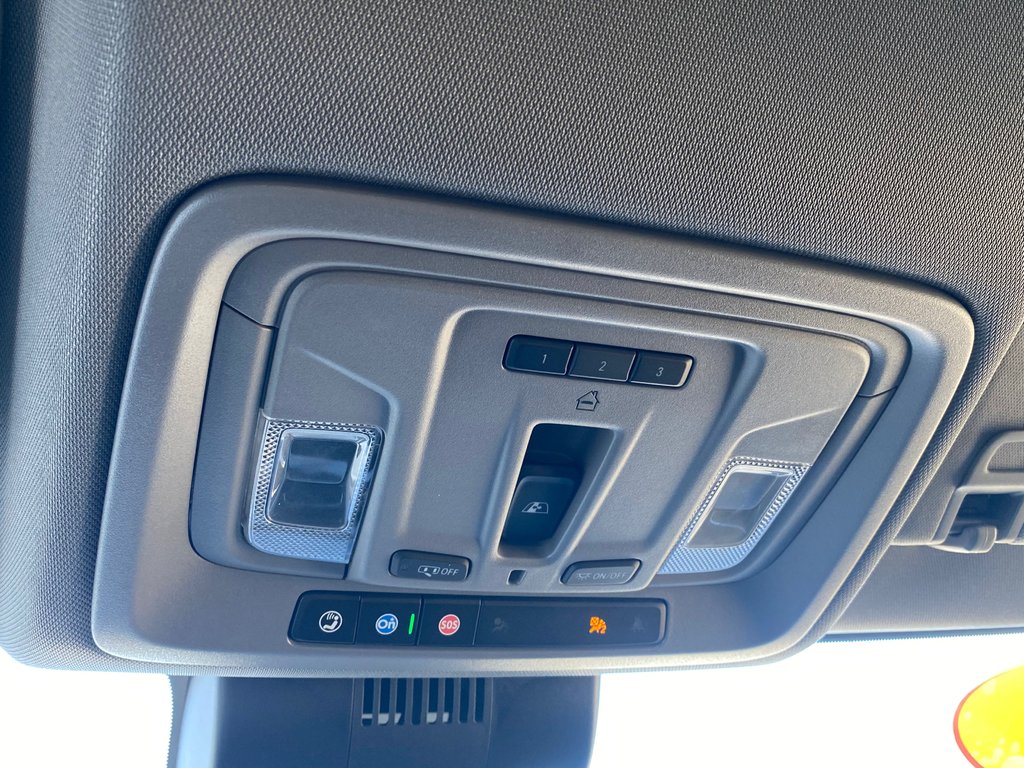 2022 GMC Sierra 1500 SLT | HDCam | USB | HtdWheel | Warranty to 2027 in Saint John, New Brunswick - 30 - w1024h768px