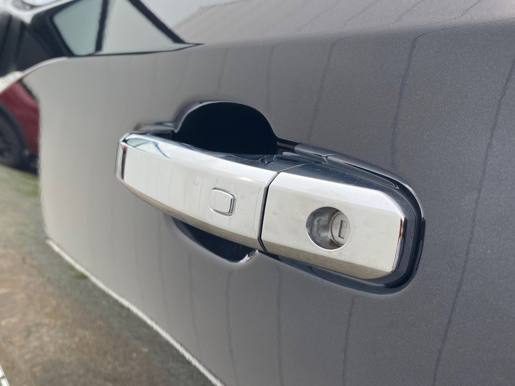 2023 GMC Sierra 1500 DENALI | SunRoof | Cam | USB | Warranty to 2028 in Saint John, New Brunswick - 10 - w1024h768px