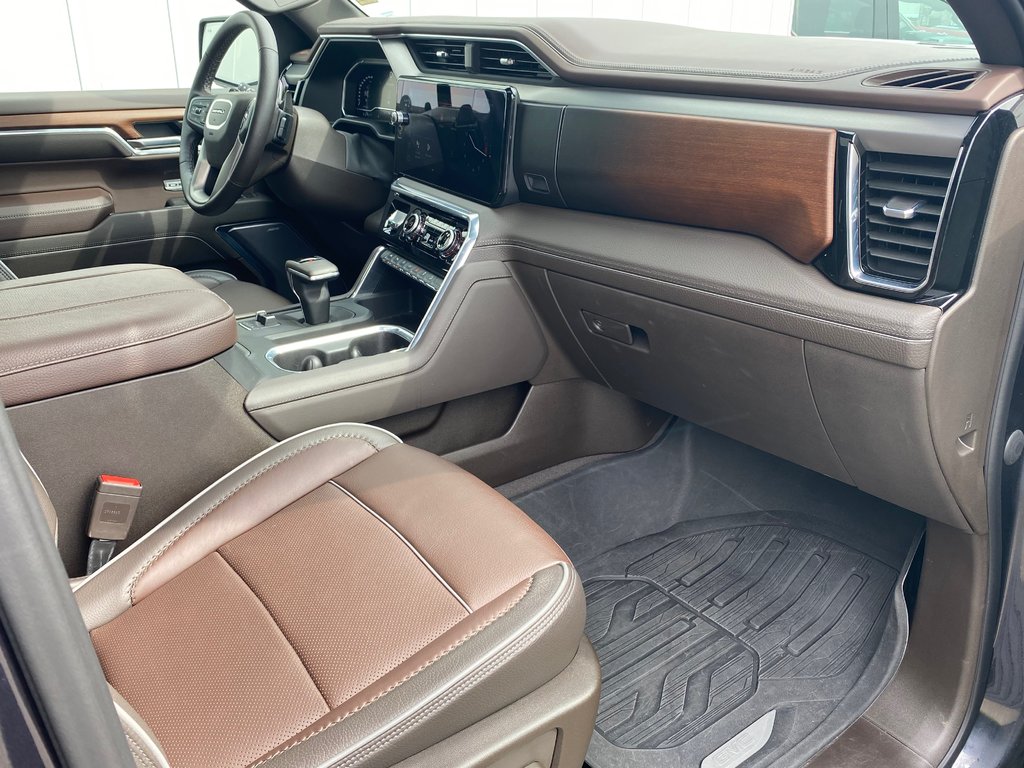 2023 GMC Sierra 1500 DENALI | SunRoof | Cam | USB | Warranty to 2028 in Saint John, New Brunswick - 33 - w1024h768px