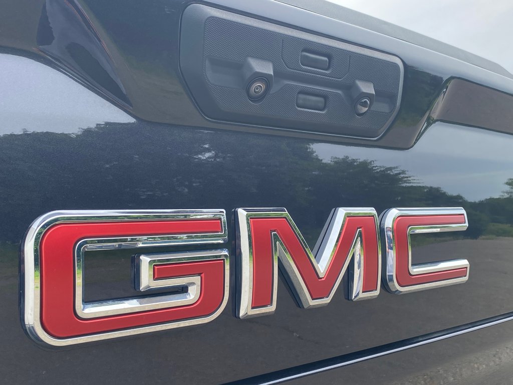 2023 GMC Sierra 1500 DENALI | SunRoof | Cam | USB | Warranty to 2028 in Saint John, New Brunswick - 45 - w1024h768px