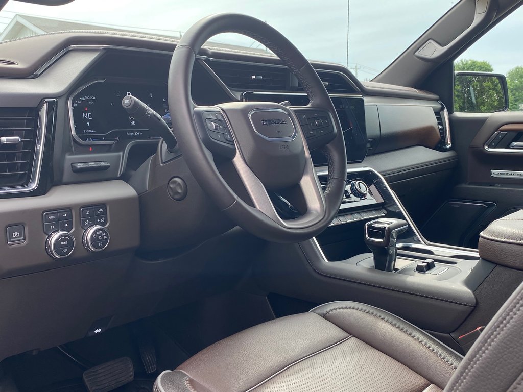 2023 GMC Sierra 1500 DENALI | SunRoof | Cam | USB | Warranty to 2028 in Saint John, New Brunswick - 11 - w1024h768px